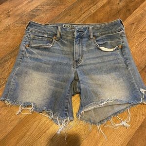 American Eagle midi short size 8